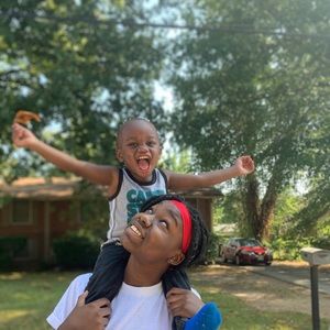 Meet your Posher, Demiah